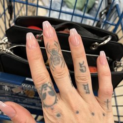 B & H Nail Shop - Natural acrylic