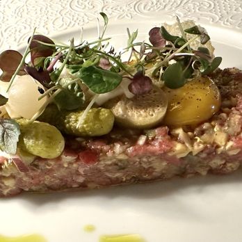 La Brasserie Moderne - Beef Tartare (with diced pickles instead of capers) - French Near Me - Warsaw, MZ