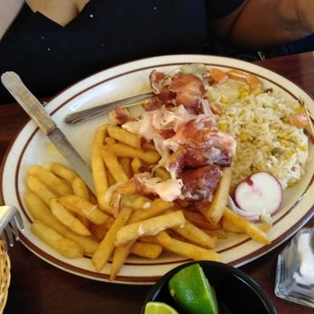 El 7 Mares Restaurant - Montebello - Mexican Near Me - Los Angeles, California