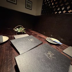Tatsumi - Cozy private booth here