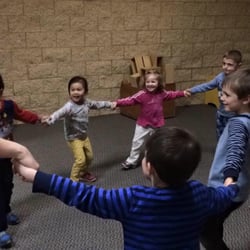 Adat Reyim Pre-School - Israeli dancing with Miss Vivet.