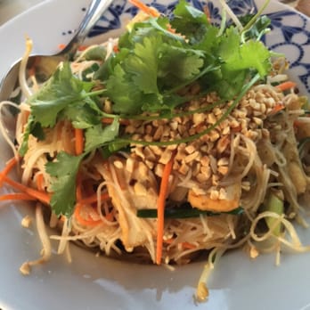 Little NNQ - Fried vermicelli noodles (vegetarian) - Vietnamese Near Me - Adelaide, SA