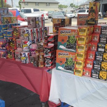 Bobby's Auto - Fireworks Near Me - Indianapolis, Indiana Bobby's Auto - Fireworks Near Me - Indianapolis, Indiana