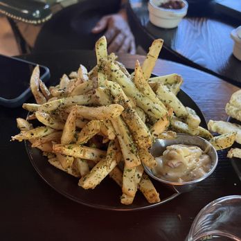 The Botanist - Garlic fries - Cocktail Bars Near Me - Bakersfield, California The Botanist - Garlic fries - Cocktail Bars Near Me - Bakersfield, California