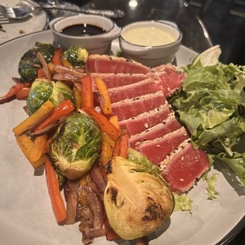 The Stuffed Olive - Seared Ahi Tuna - Tapas Bars Near Me - Des Moines, Iowa