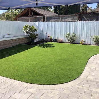 Elite Artificial Grass - Attention to detail with the incline of the planter down to the patio. - Artificial Turf Near Me - Brea, California Elite Artificial Grass - Attention to detail with the incline of the planter down to the patio. - Artificial Turf Near Me - Brea, California