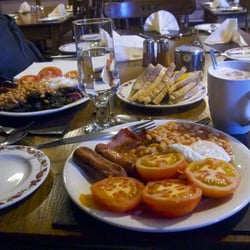 Tudor Room - I had the "Breakfast B"--a full, without mushrooms. He had the full.