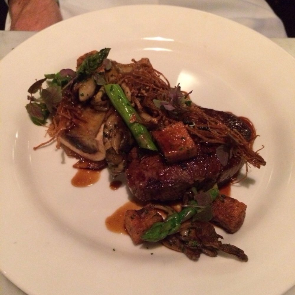 Scarlett Restaurant - Beef with marrow - Restaurants Near Me - The Rocks, NSW