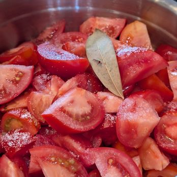 Roberts Ranch Vineyards - Tomato jam canning workshop 8.24.24 - Wine Tasting Room Near Me - Ben Lomond, California Roberts Ranch Vineyards - Tomato jam canning workshop 8.24.24 - Wine Tasting Room Near Me - Ben Lomond, California