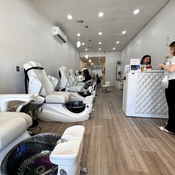 Tea Nails Bar - Very clean and open space. - Nail Salons Near Me - Temple City, California Tea Nails Bar - Very clean and open space. - Nail Salons Near Me - Temple City, California