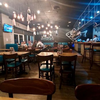 Divino Ceviche - Indoor - Peruvian Near Me - Doral, Florida