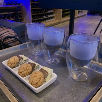 Sip St Pete Beach - Dessert flight and dessert wine - Wine Bars Near Me - St. Petersburg, Florida Sip St Pete Beach - Dessert flight and dessert wine - Wine Bars Near Me - St. Petersburg, Florida