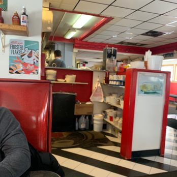 Niles Grill & Diner - Diners Near Me - Niles, Illinois