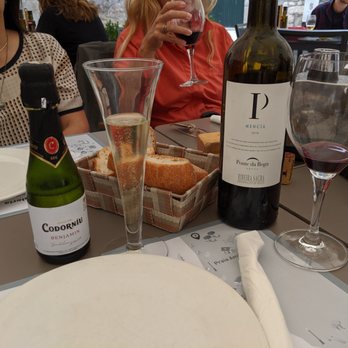 La Boqueria - Sparkling wine and red wine - Galician Near Me - Baiona, PO La Boqueria - Sparkling wine and red wine - Galician Near Me - Baiona, PO