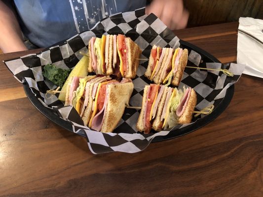 Henry's Restaurant by null