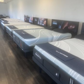 Naples Mattress North - Tempurpedic #1 in Customer Satisfaction - Mattresses Near Me - Naples, Florida
