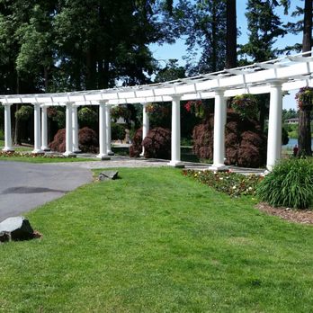 Wapato Park - Welcome pagoda. - Parks Near Me - Tacoma, Washington