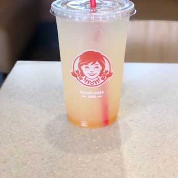 Wendy's - Pineapple Mango Lemonade - Fast Food Near Me - Sacramento, California Wendy's - Pineapple Mango Lemonade - Fast Food Near Me - Sacramento, California