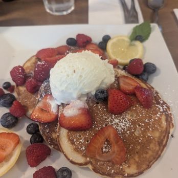 Pete's Egg Nest - Breakfast & Brunch Near Me - Seattle, Washington Pete's Egg Nest - Breakfast & Brunch Near Me - Seattle, Washington