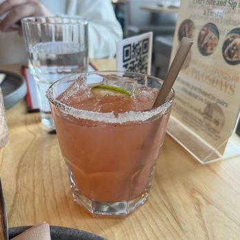 Buena Vida - Mexican Near Me - Arlington, Virginia