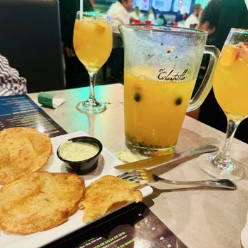 El Cilantrillo Restaurant - Florida Mall - Bacalaitos & White Parcha Sangría - Puerto Rican Near Me - Orlando, Florida El Cilantrillo Restaurant - Florida Mall - Bacalaitos & White Parcha Sangría - Puerto Rican Near Me - Orlando, Florida