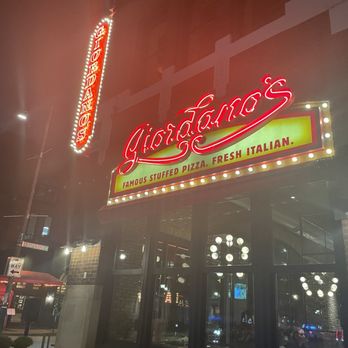 Giordano's - Pizza Near Me - Chicago, Illinois Giordano's - Pizza Near Me - Chicago, Illinois