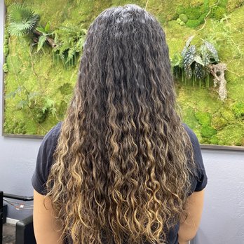 Jennifer Freesia - Curl Specialist - Before - Hair Stylists Near Me - Alameda, California
