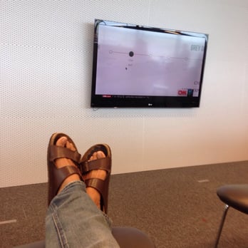 Sky Lounge Schengen - YOLO - Airport Lounges Near Me - Wien, 3