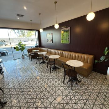 GG Coffee and Matcha - Sitting area - Coffee & Tea Near Me - Los Angeles, California