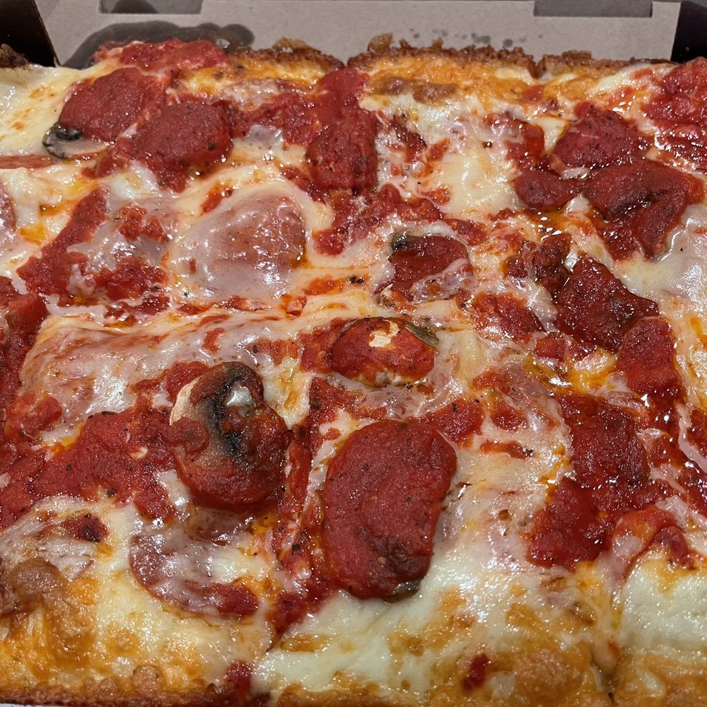 Fuji & Vi's - Pizza Near Me - Pasadena, California Fuji & Vi's - Pizza Near Me - Pasadena, California