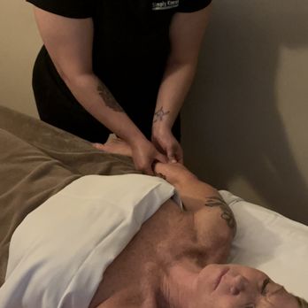 Simply Kneaded Performance Therapy - Customized Massage - Massage Therapy Near Me - Wildomar, California Simply Kneaded Performance Therapy - Customized Massage - Massage Therapy Near Me - Wildomar, California