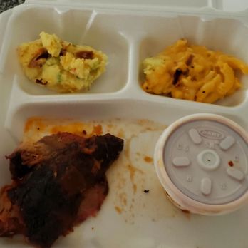 Pizzitola's Heritage BBQ - Brisket mac and potato salad - Barbeque Near Me - Houston, Texas Pizzitola's Heritage BBQ - Brisket mac and potato salad - Barbeque Near Me - Houston, Texas