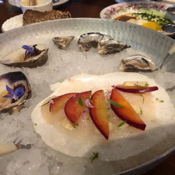Snail Bar - Petit plateau - Wine Bars Near Me - Oakland, California