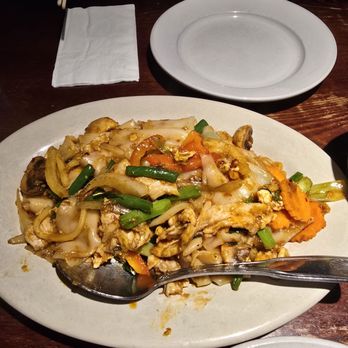 Mali Thai Cuisine - Phad Kee Mao. Yummy! - Thai Near Me - Tukwila, Washington Mali Thai Cuisine - Phad Kee Mao. Yummy! - Thai Near Me - Tukwila, Washington
