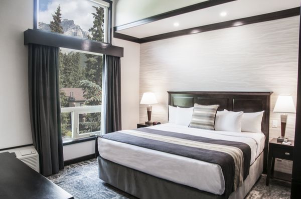 Charltons Banff by null