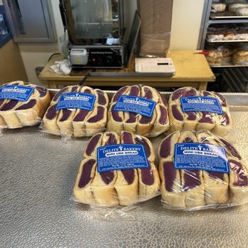 Despi Delite Bakery - Ube bread - Bakeries Near Me - Seattle, Washington
