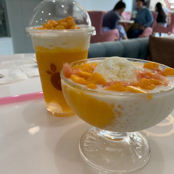 Mango Mango Dessert - Snow White mango slush and A3 - Desserts Near Me - Flushing, New York