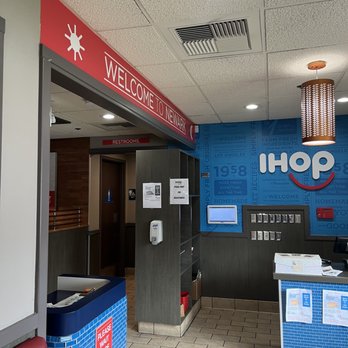 IHOP - IHOP, Newark Marketplace Shopping Center, Newark, CA. - Breakfast & Brunch Near Me - Newark, California