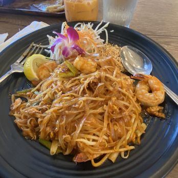 Andaman Thai - Shrimp Pad Thai - Thai Near Me - Walnut Creek, California