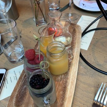 Via 13 - Make your own Prosecco trays - Italian Near Me - New York, New York