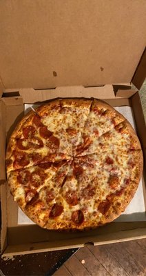 Douggy Fresh Pizza by null