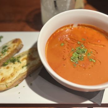GuildHall - Roasted Tomato Soup with cheesy bread on the side.  One of their signature dishes and very popular - Beer Bar Near Me - Burbank, California