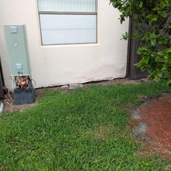Kings Point - Building structure not taken care of