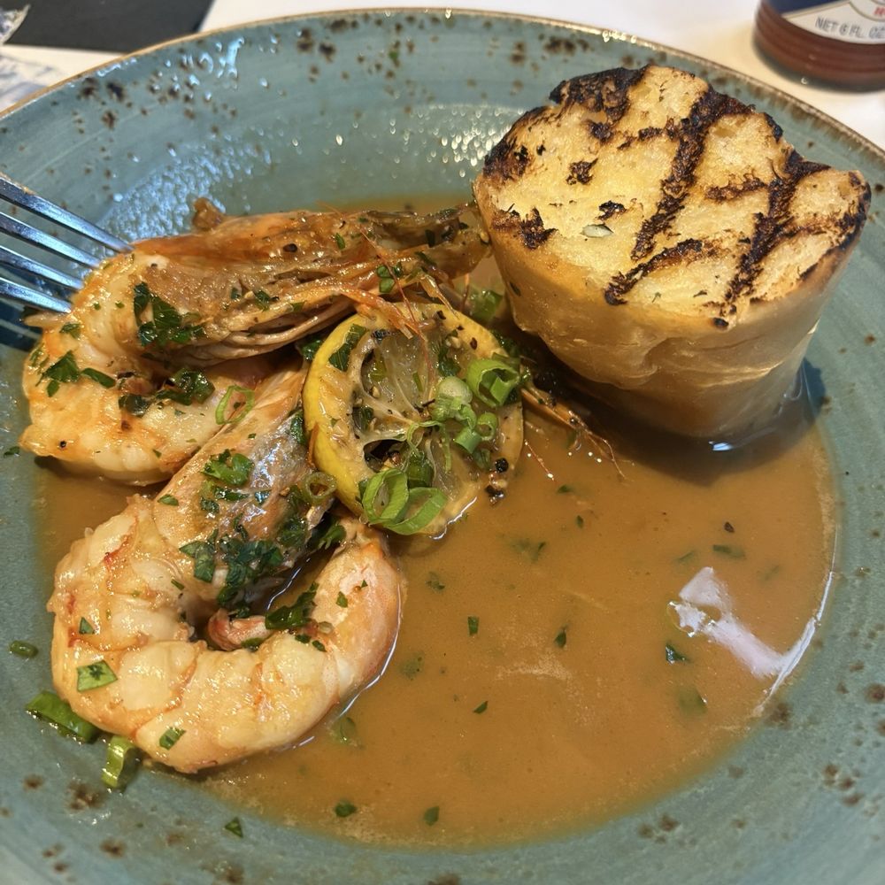 Trenasse - BBQ Shrimp and grits - Wine Bars Near Me - New Orleans, Louisiana Trenasse - BBQ Shrimp and grits - Wine Bars Near Me - New Orleans, Louisiana