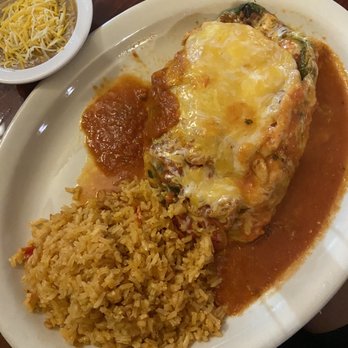 El Coyote Restaurant - Chile Relleno with Chicken - Mexican Near Me - Dania Beach, Florida