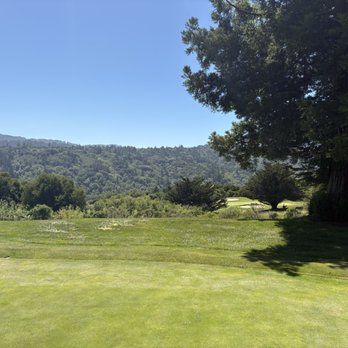 Crystal Springs Golf Course - 11th hole, par 4 - Golf Near Me - Burlingame, California Crystal Springs Golf Course - 11th hole, par 4 - Golf Near Me - Burlingame, California
