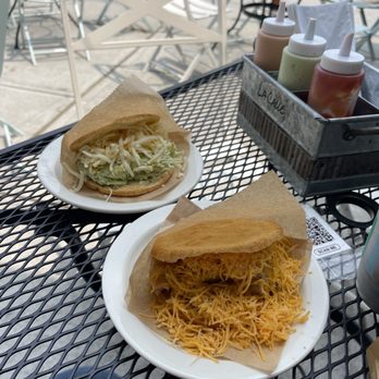 La Calle Arepas Bar - La 6. Sifrina Arepas and la rellena - Venezuelan Near Me - Norwalk, Connecticut La Calle Arepas Bar - La 6. Sifrina Arepas and la rellena - Venezuelan Near Me - Norwalk, Connecticut