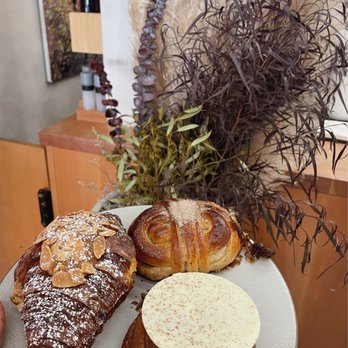 La Cabra - Bakeries Near Me - New York, New York
