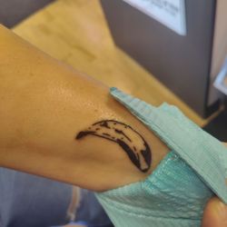 Vicious Ink Tattoos and Piercings - Daughter loves her new tattoo