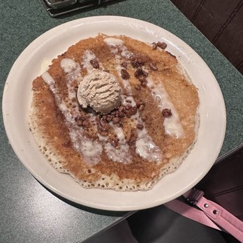 Metro Diner - Cinnamon Roll Pancakes - Diners Near Me - Aiken, South Carolina